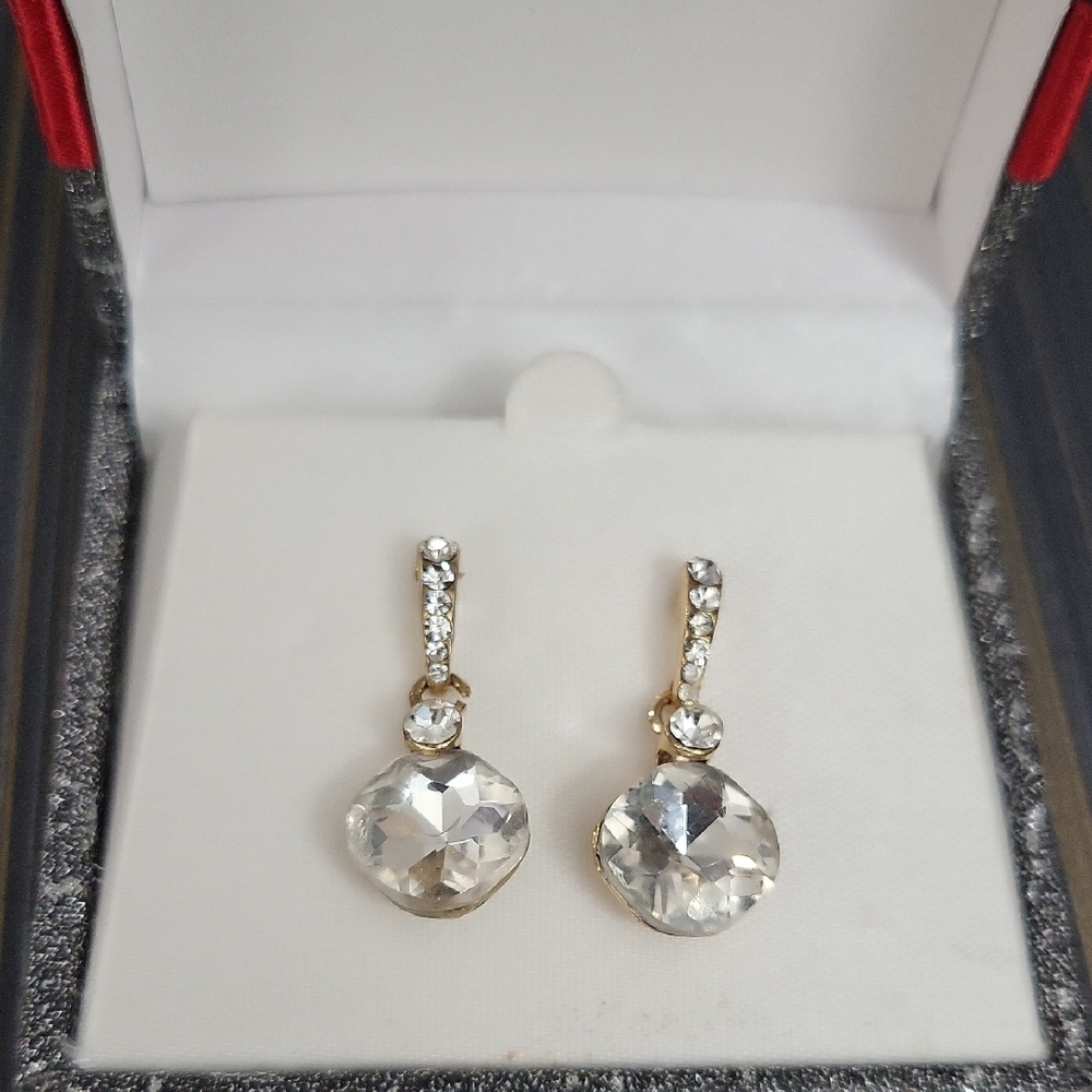 Elegant Gold and Silver Crystal Drop Earrings